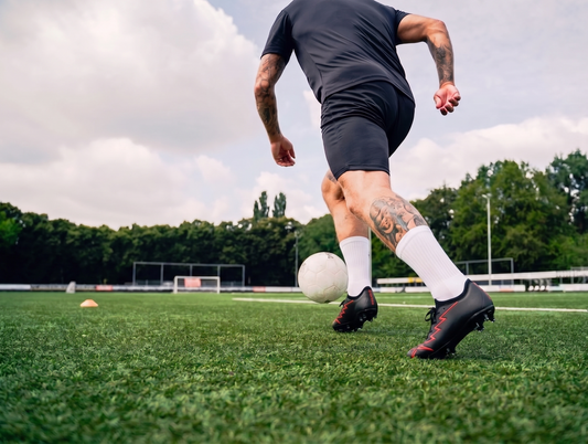 Wegglijden in je voetbalschoenen? Zo verlies je nooit meer grip